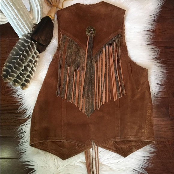 Fringe Suede Concho vest - Picture 3 of 4